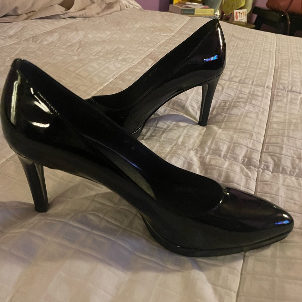 Stuart Weitzman
Plato Patent Leather Platform Pump, Black